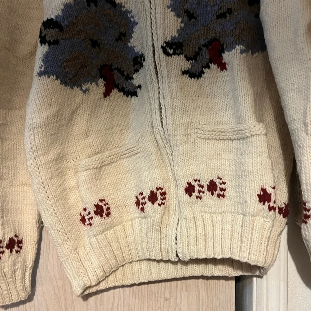 Mary maxim design Cowichan sweater wolfs vintage style handmade - Picture 3 of 11